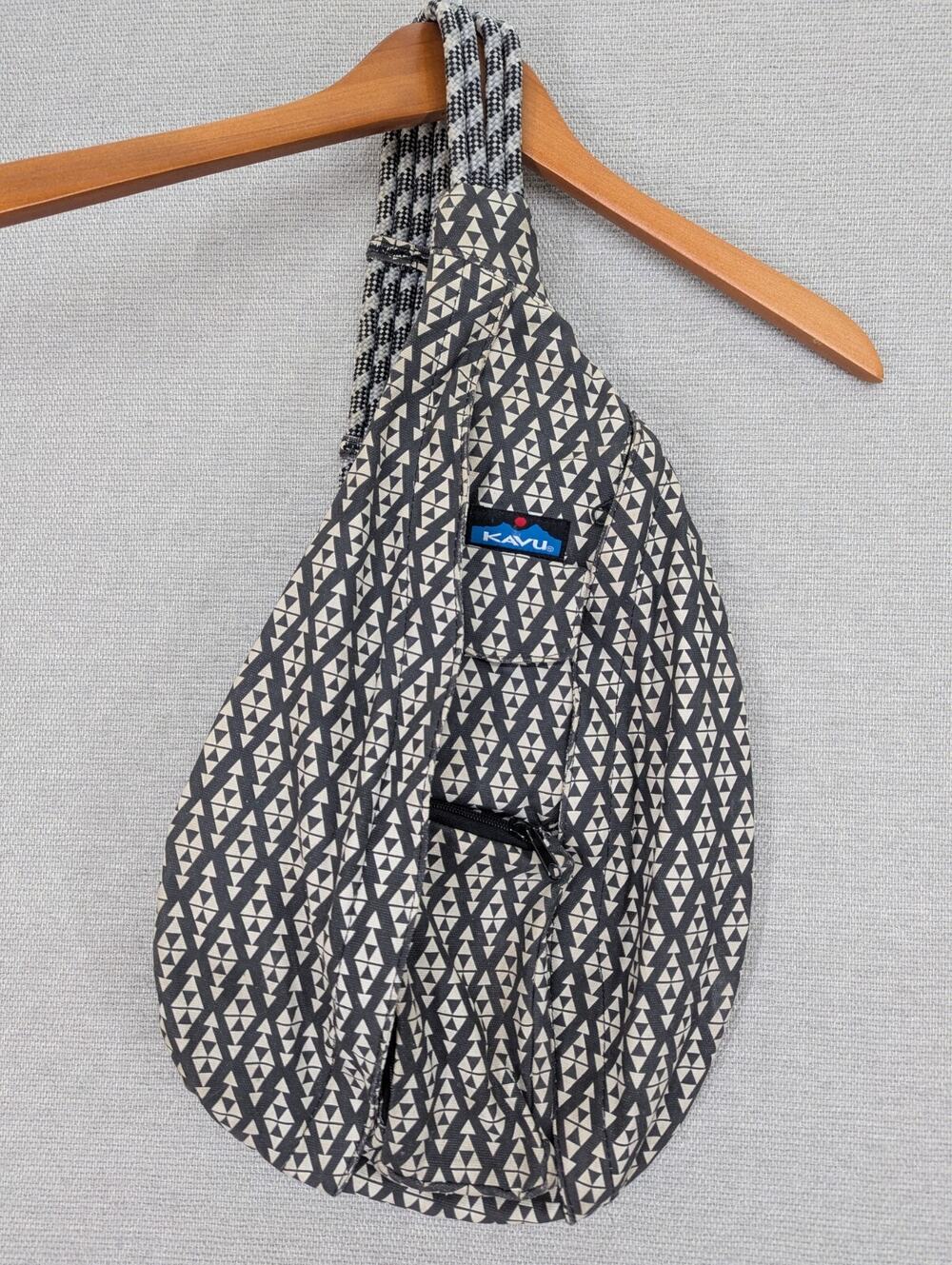 Kavu Rope Sling Bag Dark Gray Cream Zip Pockets Handbag Crossbody Original